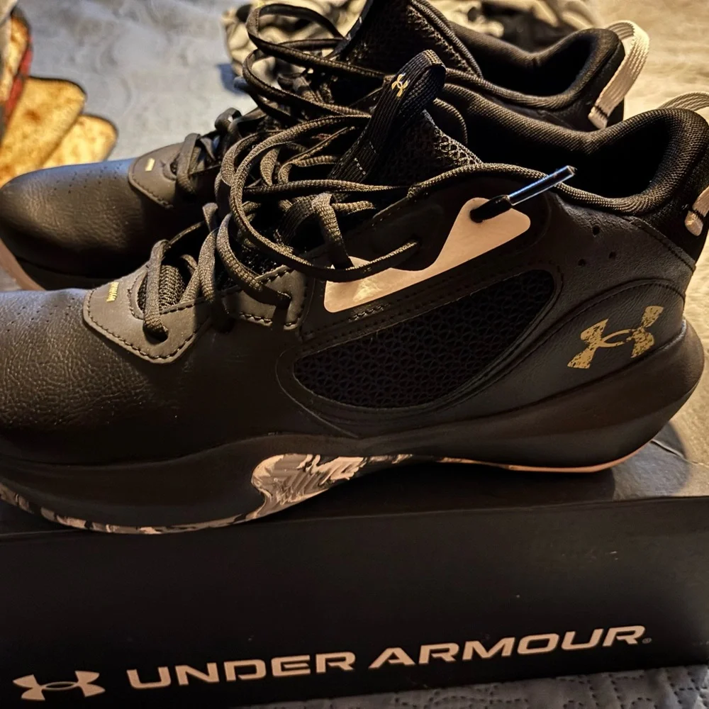Under Armour Lockdown 6 Unisex Black Athletic Shoes Size 13 - Picture 3 of 9